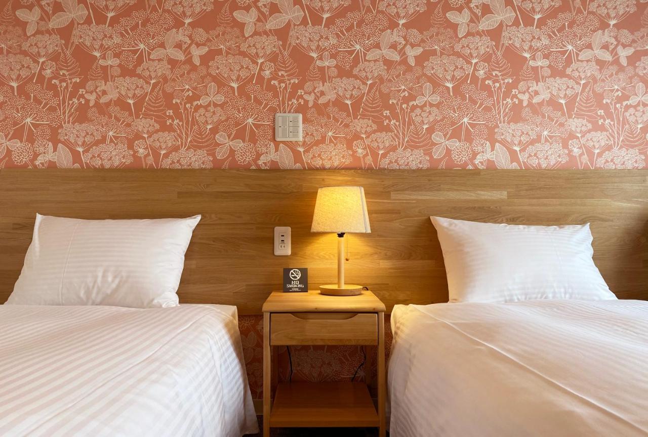 Hotel Hanafuji Inn Nakafurano Zewnętrze zdjęcie